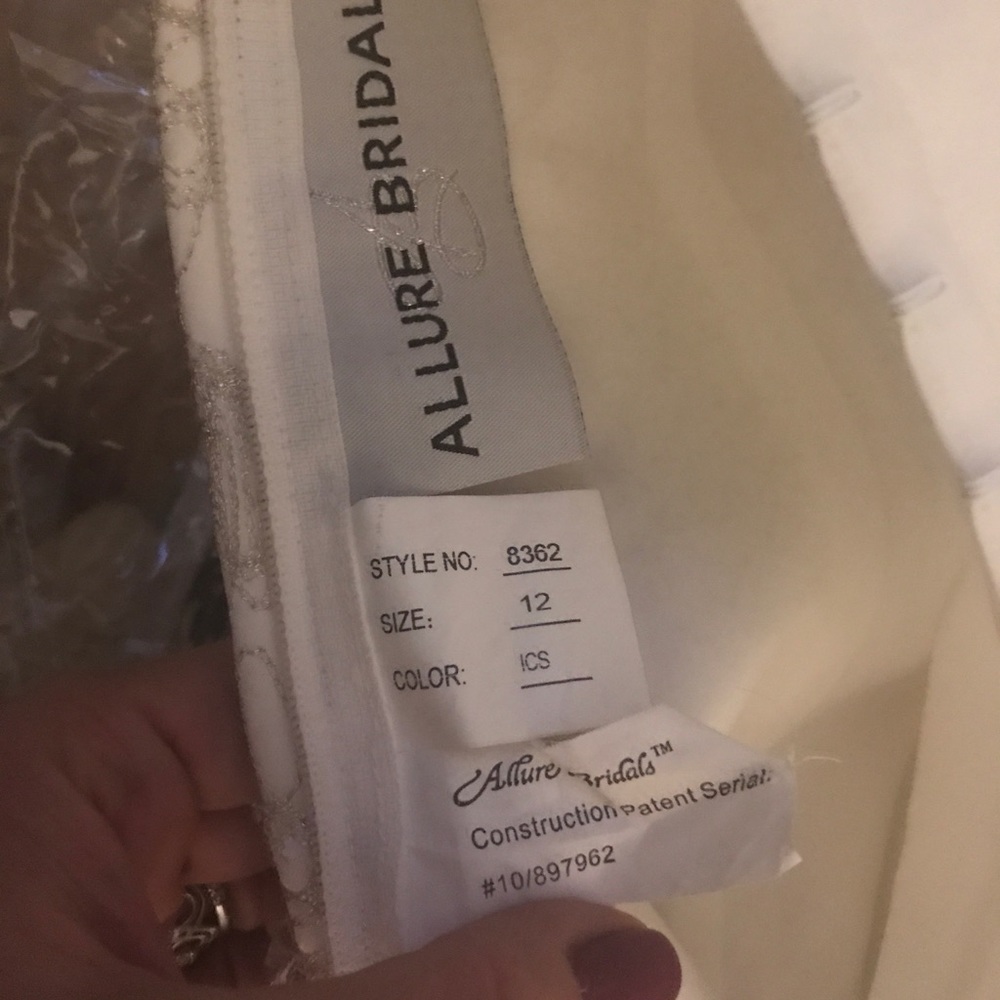 NWT Allure bridal gown size 12 - Picture 5 of 5